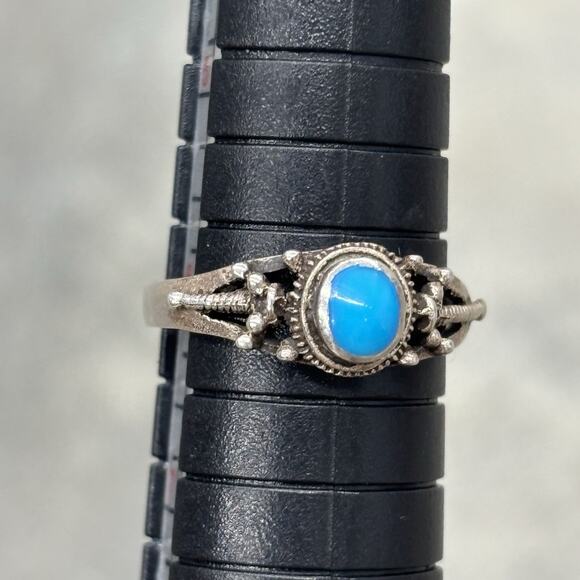 Vtg Style Turquoise Sterling Silver Ring Sz 6 Southwestern Style Intricate - Picture 1 of 10